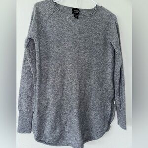 Women’s Halogen Cashmere Gray Knit Sweater